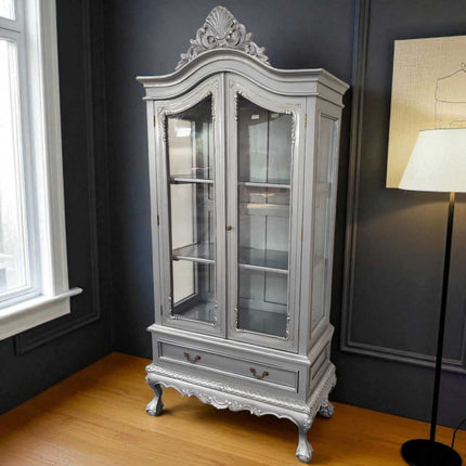 Thomas Chippendale Cabinet ☆ Silver